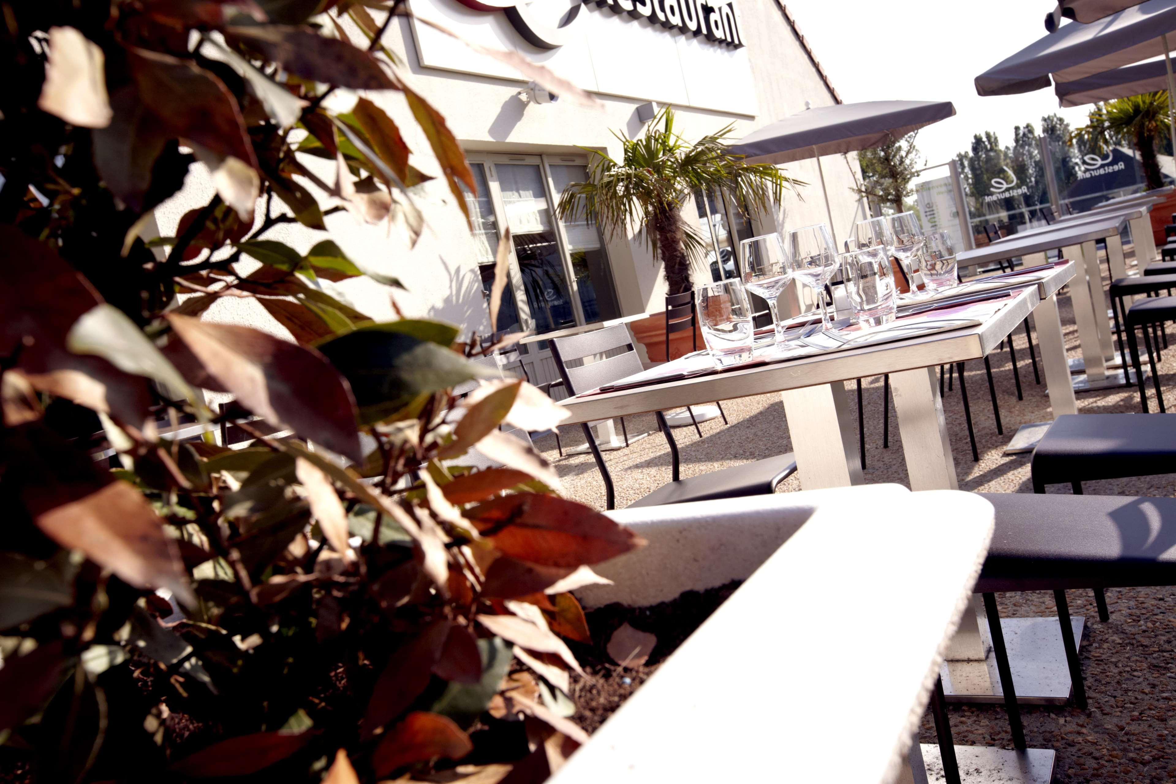 Campanile Gueret Hotel Ресторант снимка