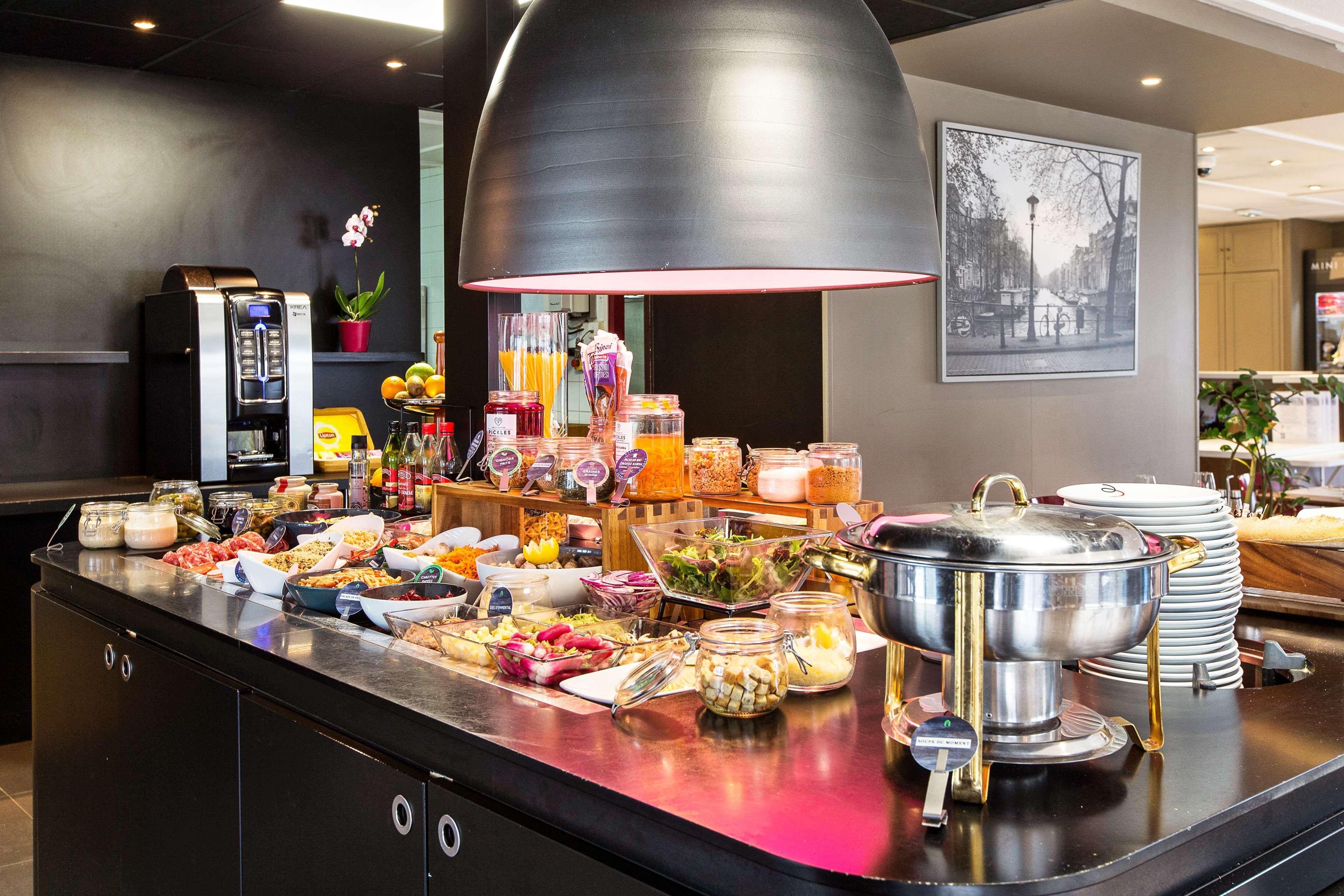Campanile Gueret Hotel Екстериор снимка