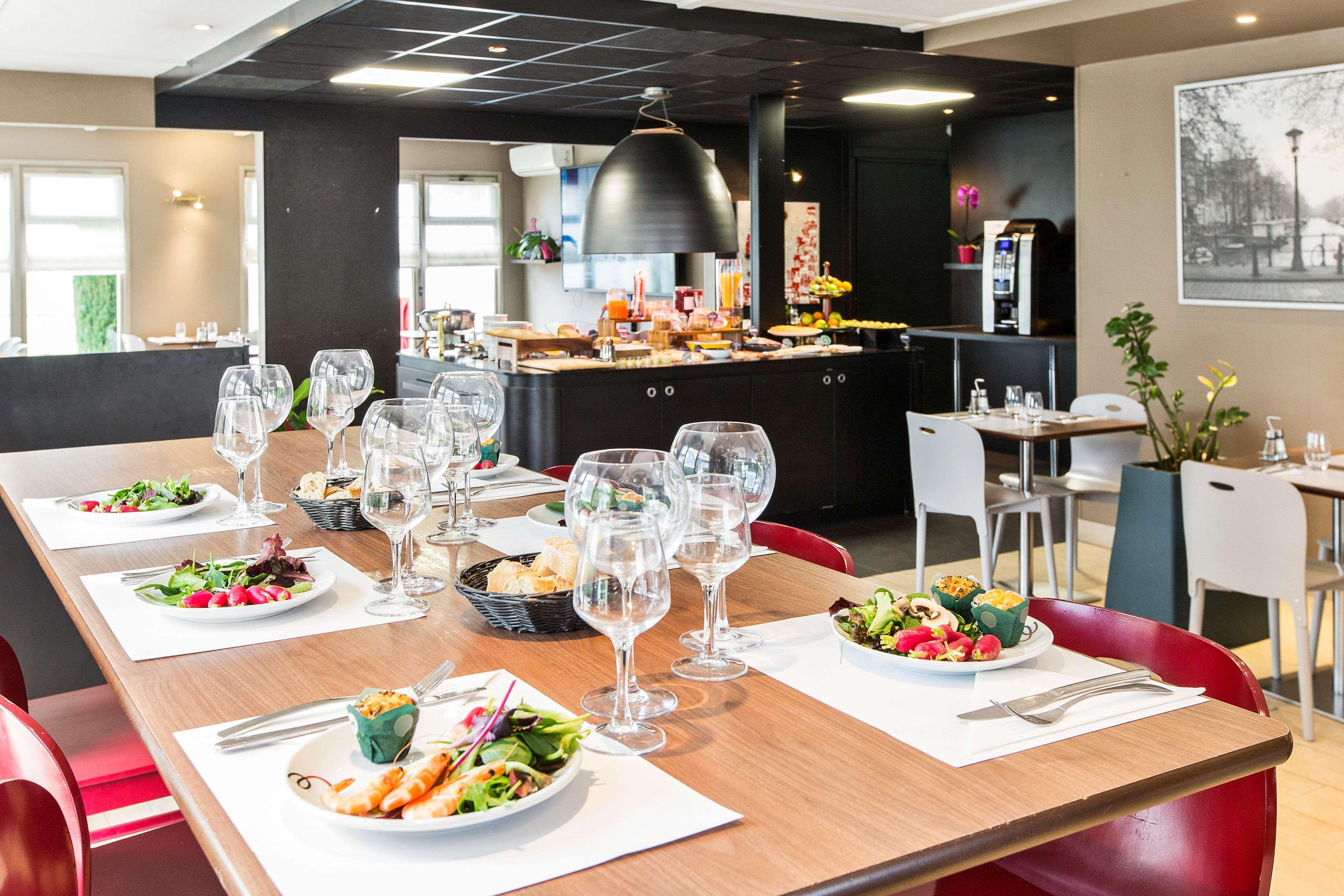 Campanile Gueret Hotel Екстериор снимка