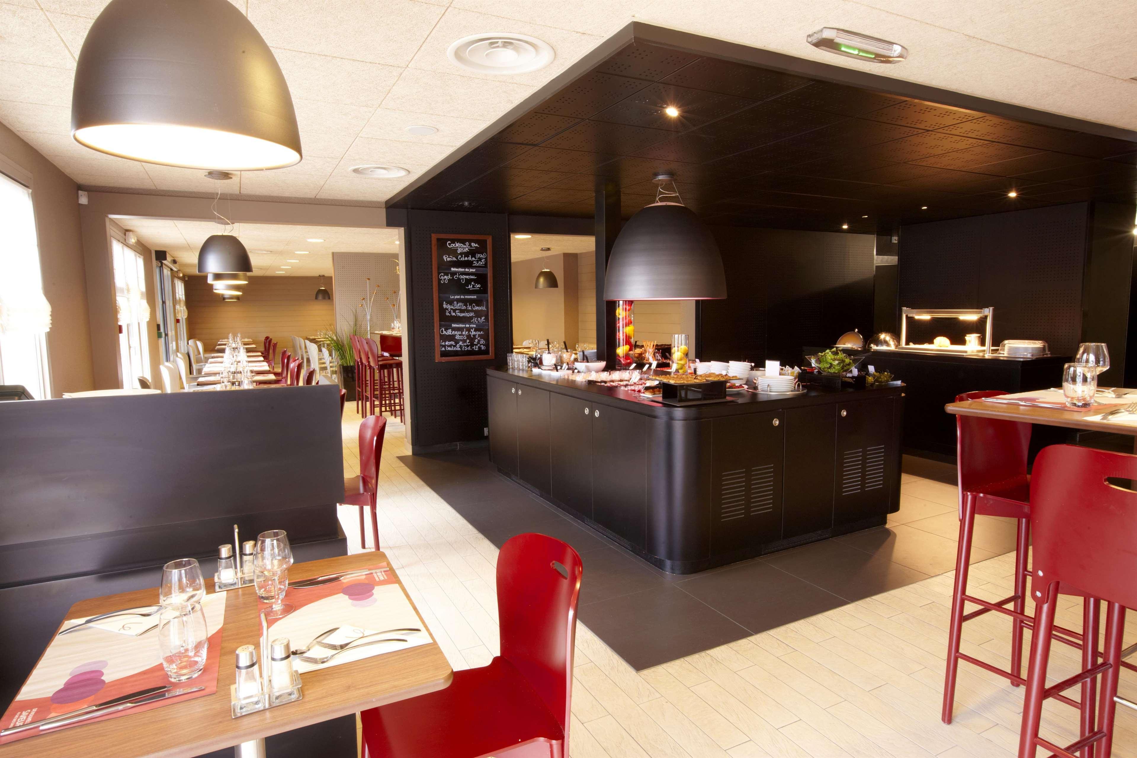 Campanile Gueret Hotel Екстериор снимка