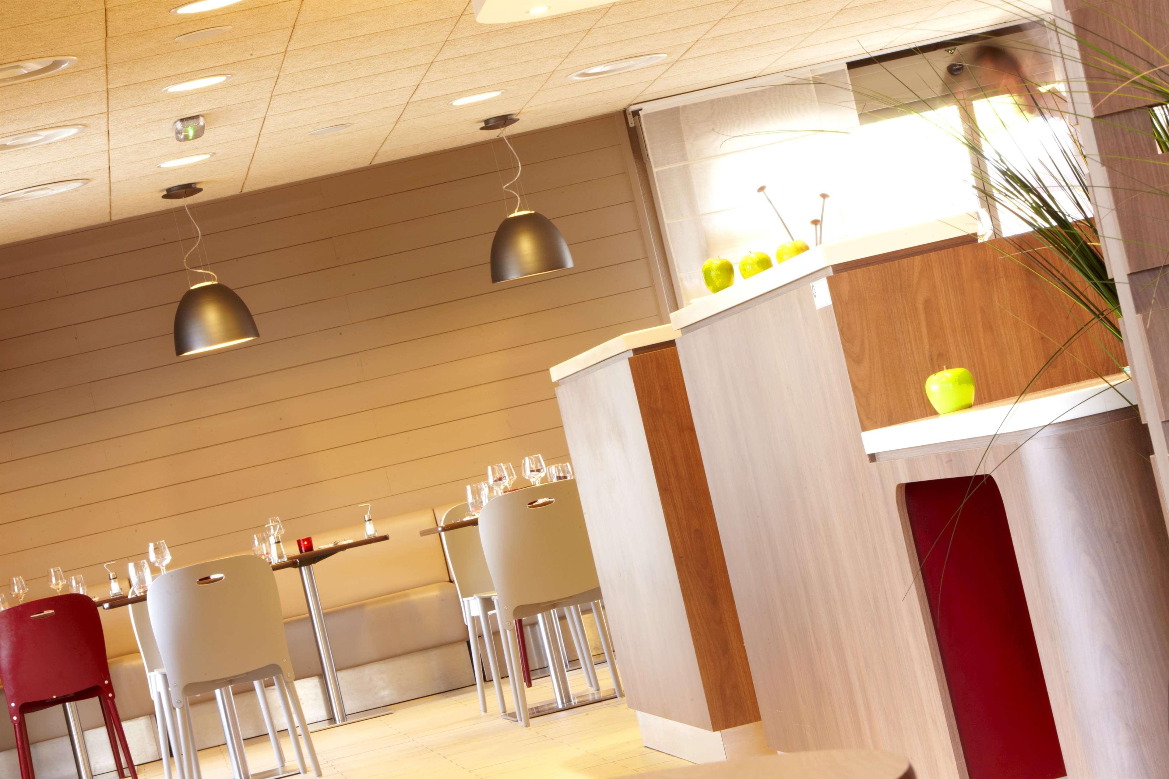 Campanile Gueret Hotel Екстериор снимка