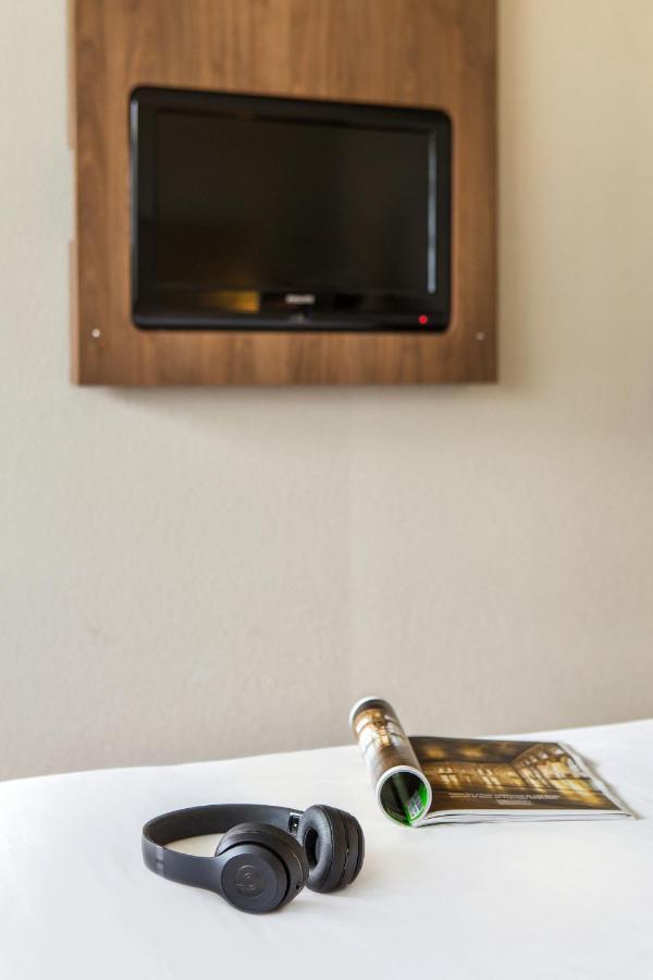 Campanile Gueret Hotel Екстериор снимка
